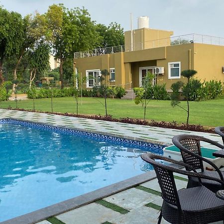 Raas Vilas - Boutique Farm House With Pool Tāoru Buitenkant foto