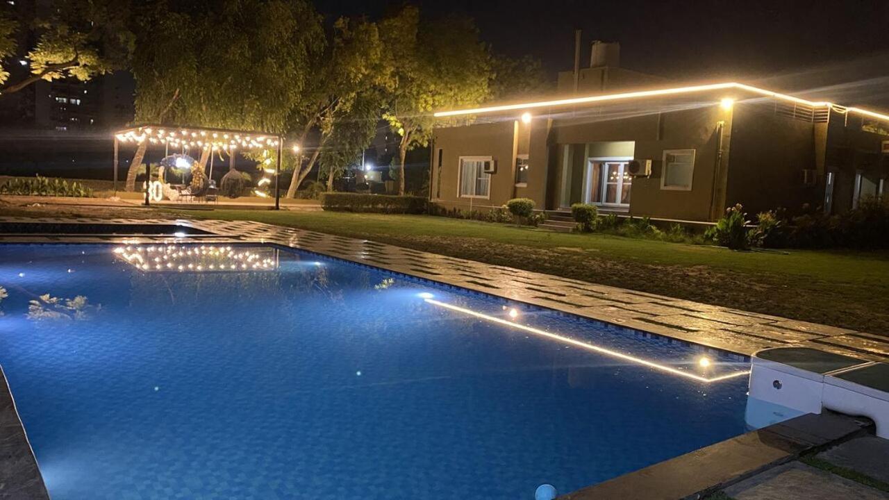 Raas Vilas - Boutique Farm House With Pool Tāoru Buitenkant foto