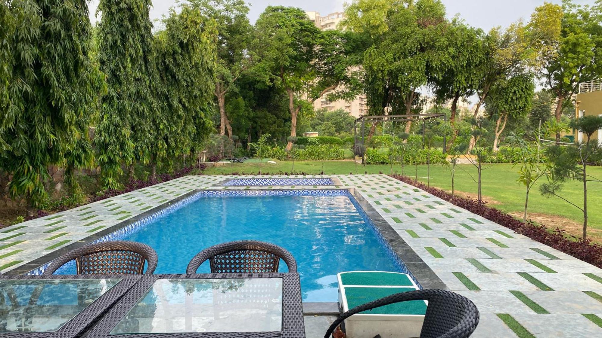 Raas Vilas - Boutique Farm House With Pool Tāoru Buitenkant foto