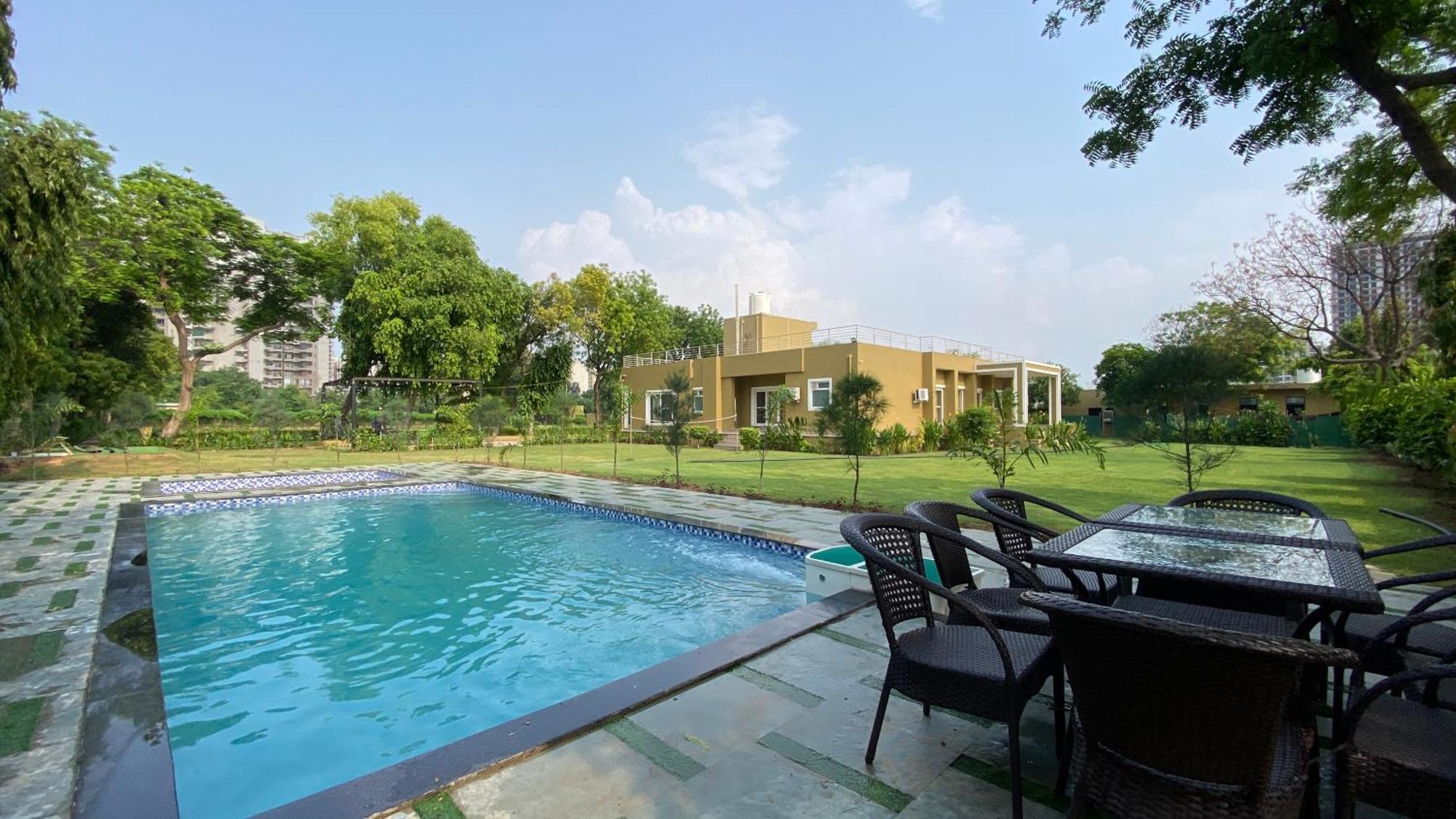 Raas Vilas - Boutique Farm House With Pool Tāoru Buitenkant foto